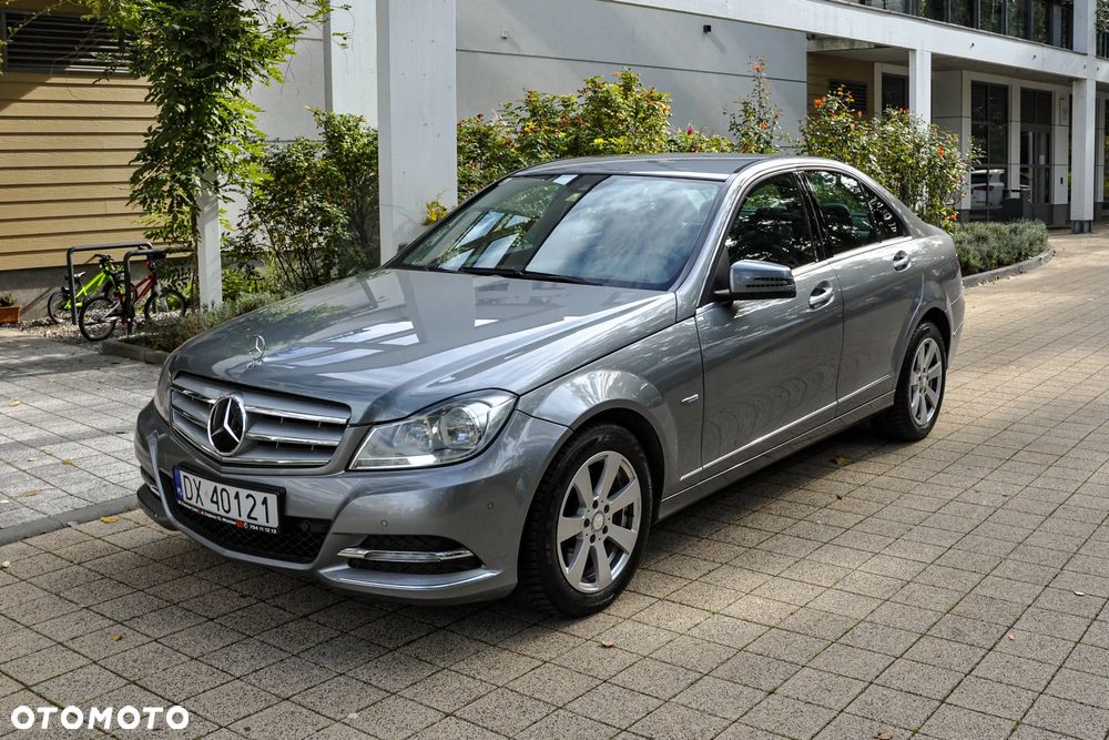 Mercedes-Benz Klasa C 350 BlueEff 4-Matic Elegance - 1