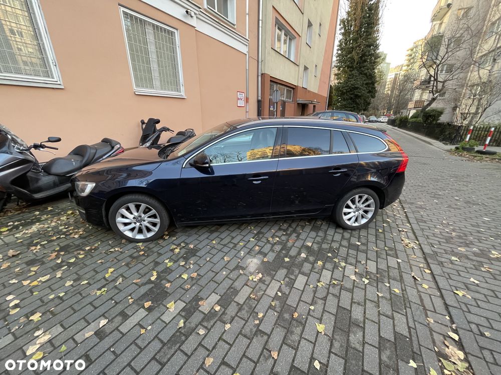 Volvo V60 D3 Drive-E Summum - 6