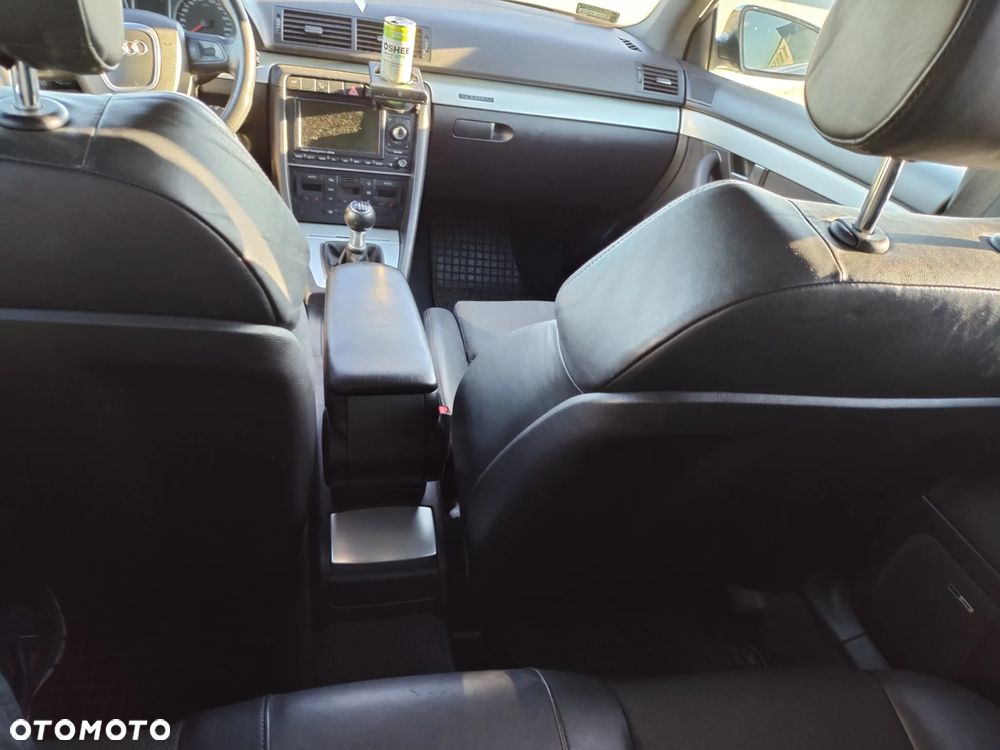 Audi A4 ver-avant-3-2-fsi-quattro - 10