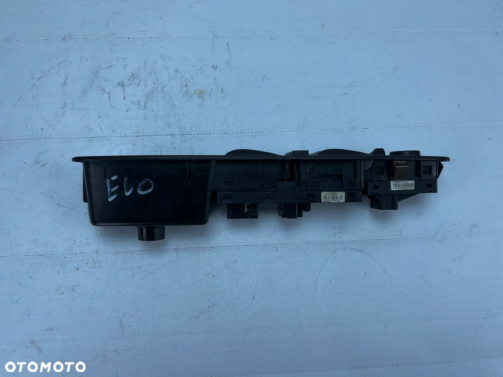 Panel przełącznik szyb lewy lusterek Fiat Punto Evo - 2