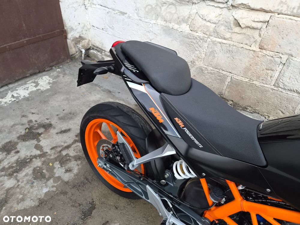 KTM Duke - 11