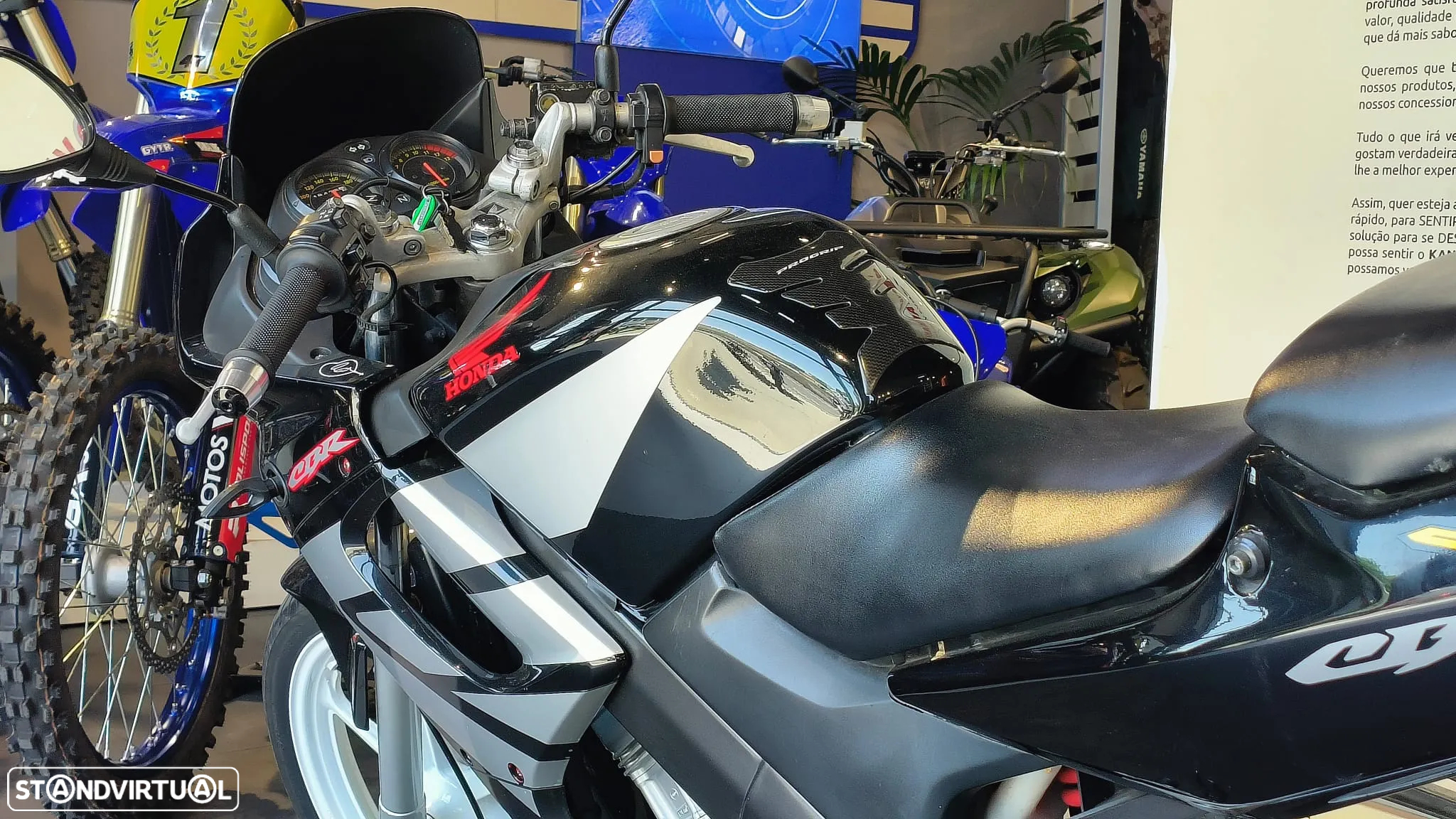 Honda CBR 125 - 8
