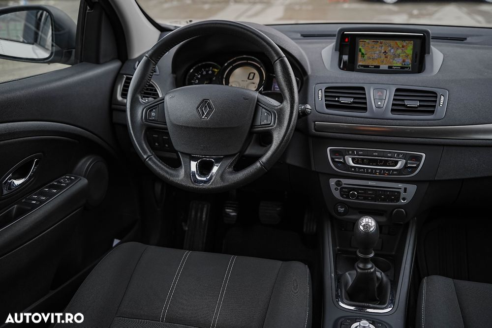 Renault Megane ENERGY TCe 130 GT LINE - 13