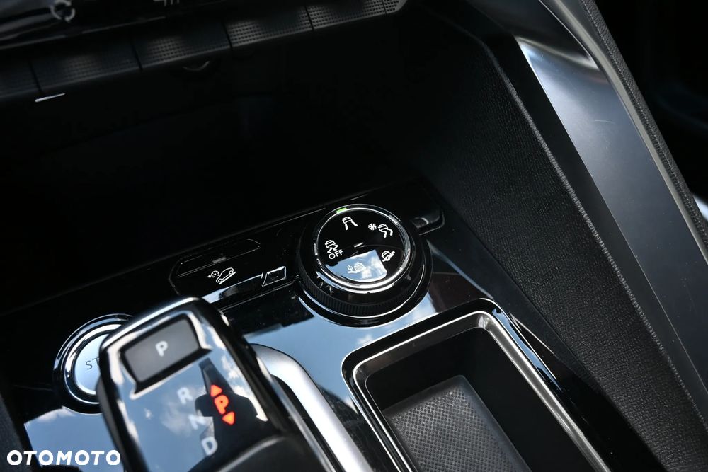 Peugeot 3008 2.0 BlueHDi GT S&S EAT8 - 38