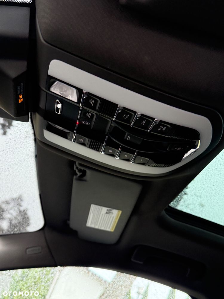 Porsche Macan Standard - 10