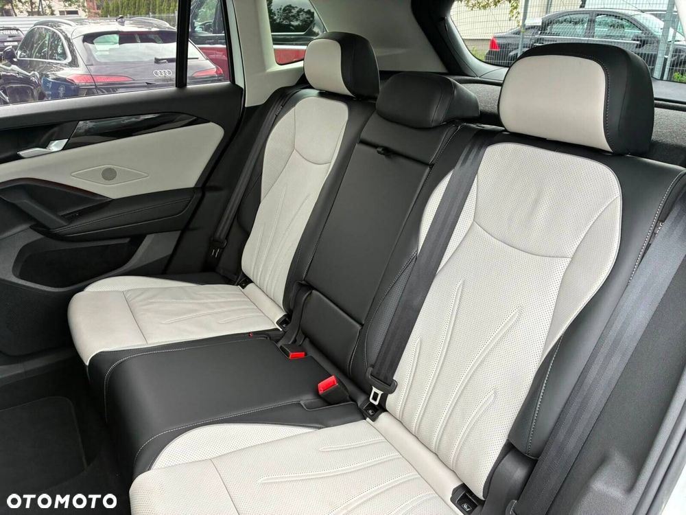 Volkswagen Tiguan - 7