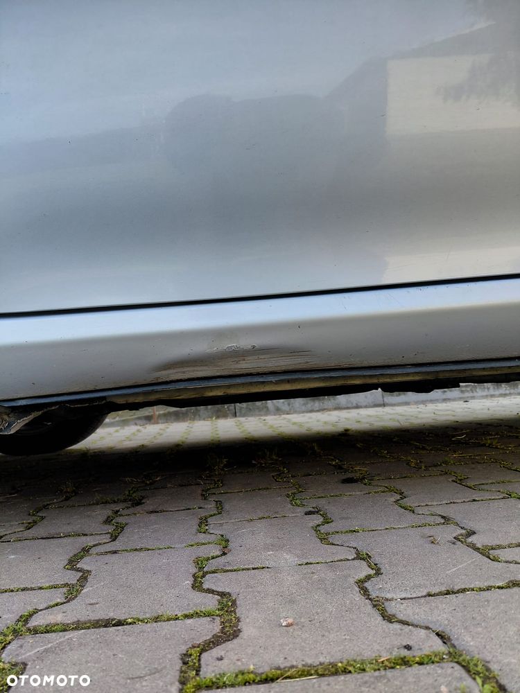 Toyota Auris 1.33 VVT-i Terra - 24