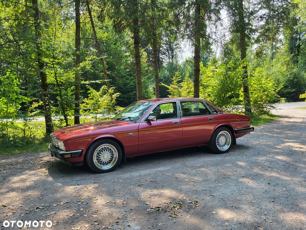 Jaguar XJ Soverign 3.2i - 15