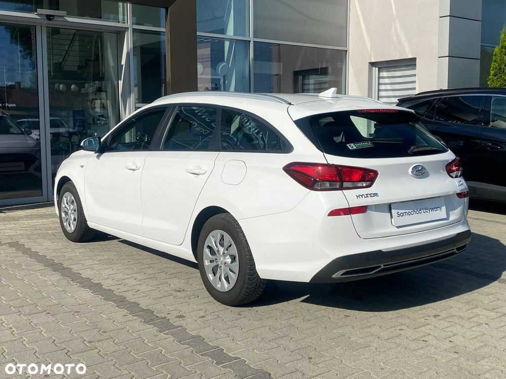 Hyundai i30 1.5 DPI Modern - 8