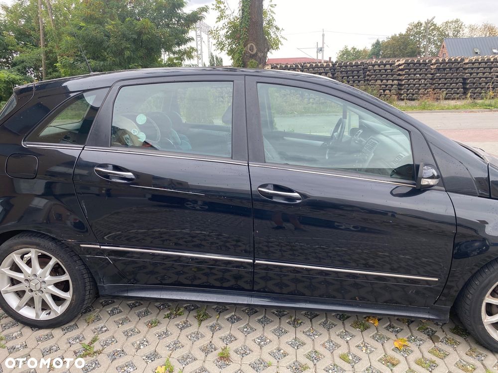 Mercedes-Benz Klasa B 200 CDI DPF - 2