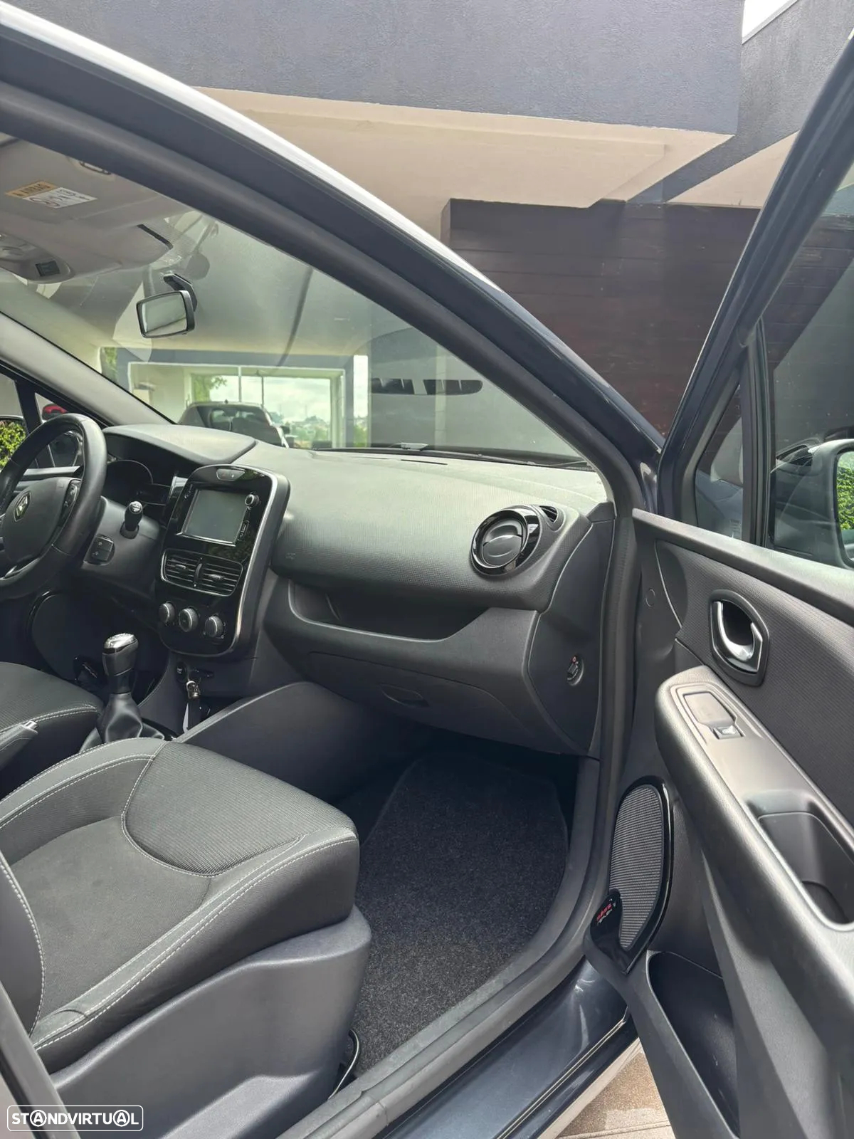 Renault Clio 0.9 TCe Limited - 14