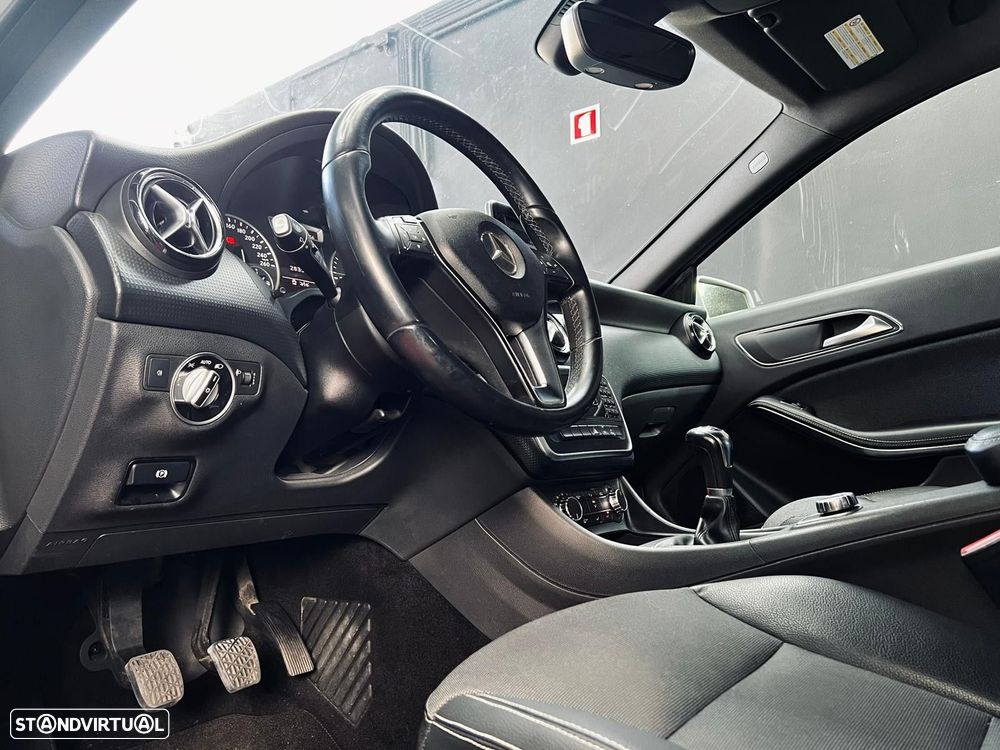Mercedes-Benz A 180 d Urban - 19