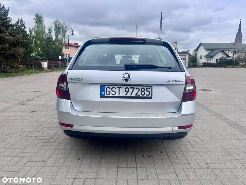 Skoda Octavia 1.6 TDI Ambition - 6
