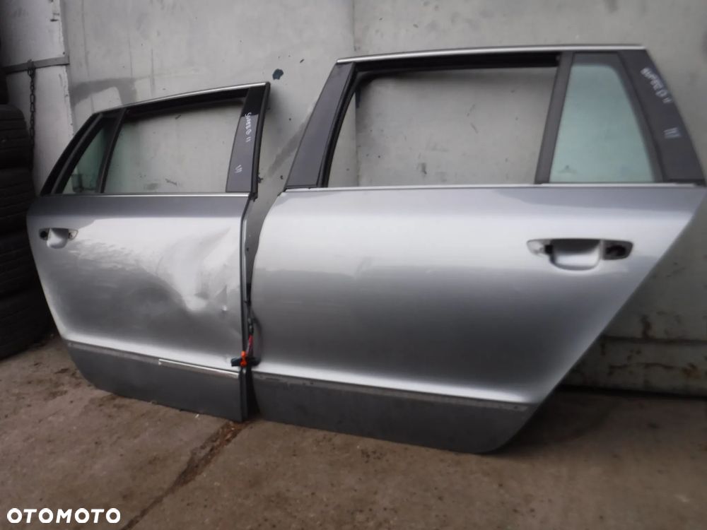 Skoda Superb II 2 kombi drzwi tyl LF8L 2G2G szyba prawe lewe - 11