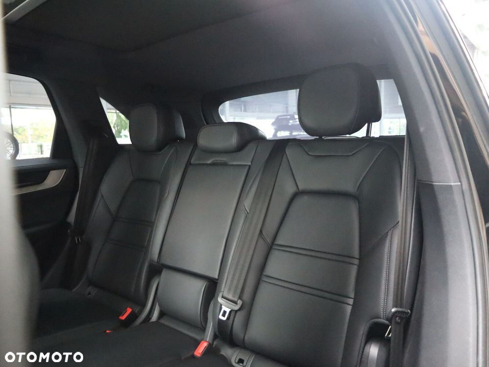 Porsche Cayenne - 20
