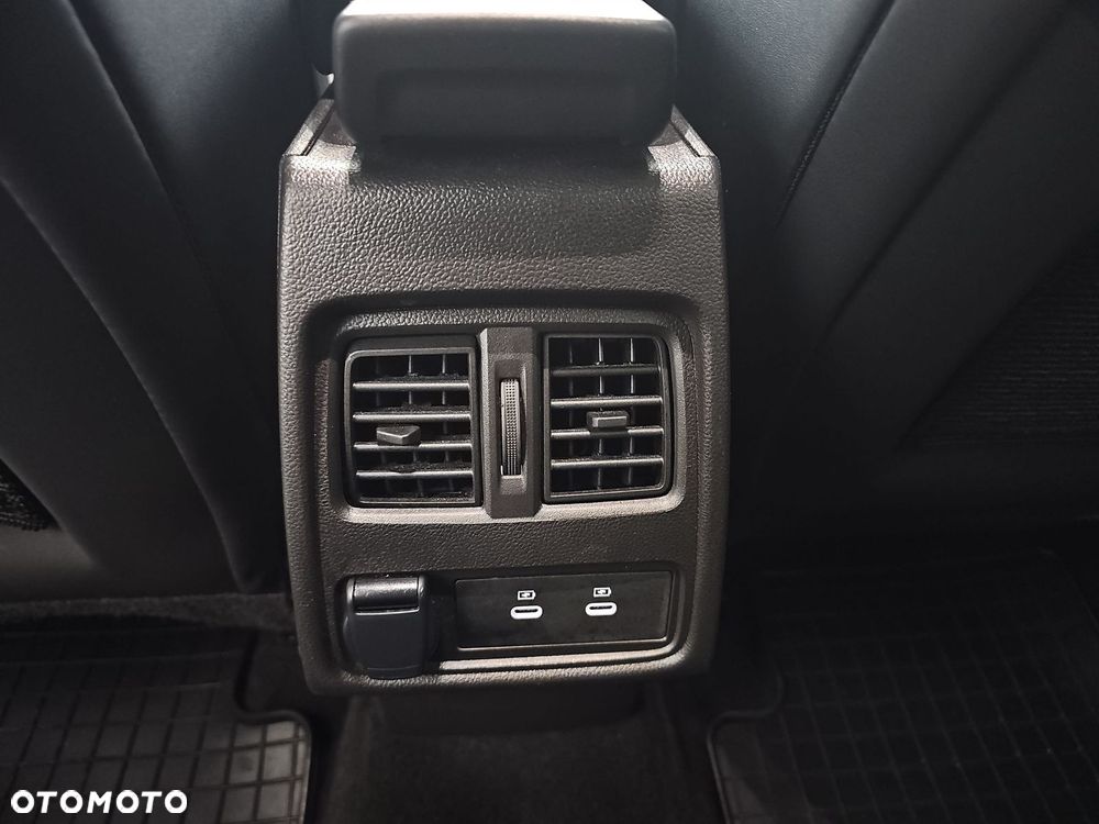 Renault Captur 1.0 TCe Techno - 26