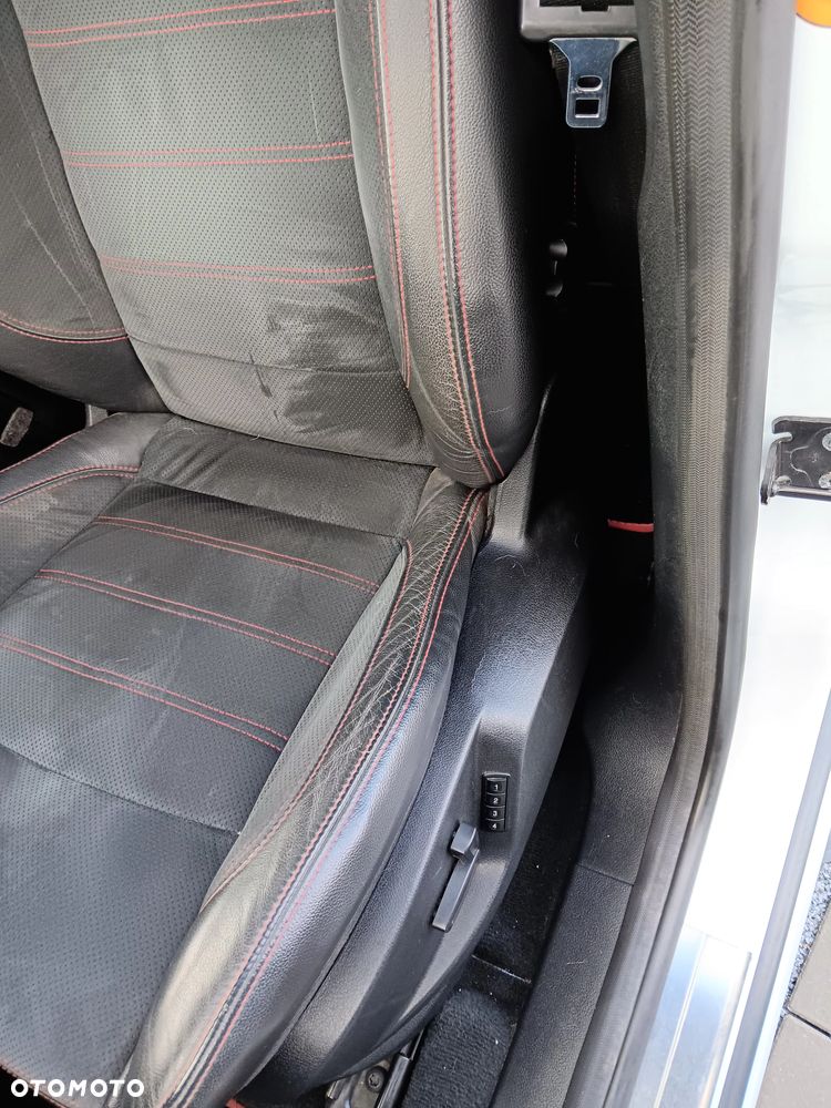 Ford S-Max - 29