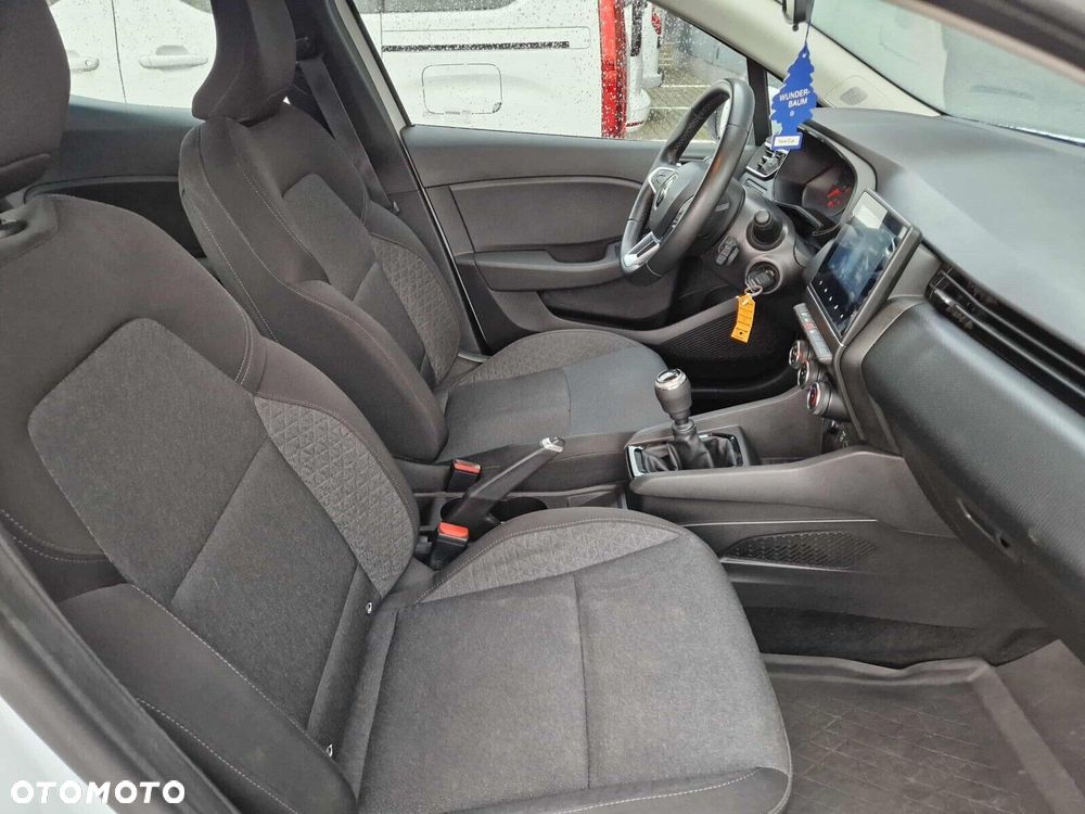 Renault Clio - 13