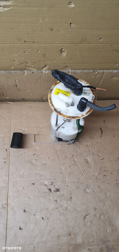 Pompka paliwa pływak pompa Kia Sportage III 1.7 CRDI 31110-2Y200 - 2