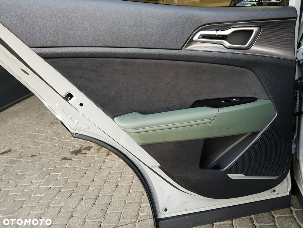 Kia Sportage 1.6 T-GDI HEV Anniversary 2WD - 28