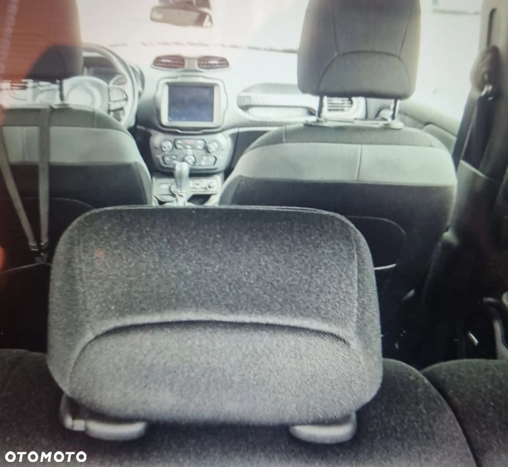 Jeep Renegade 1.3 GSE T4 Turbo Upland 4x4 S&S - 8