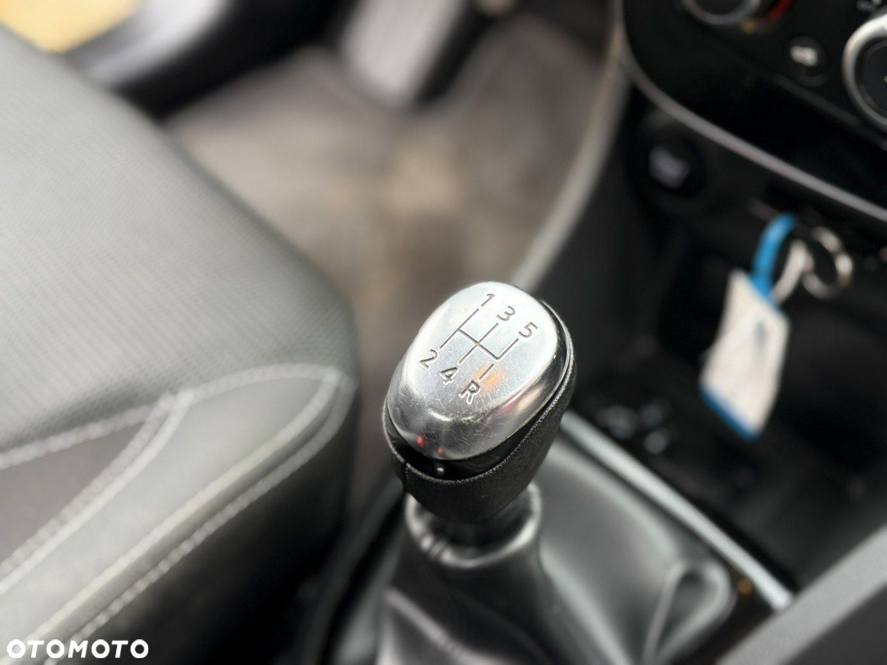 Renault Clio - 23