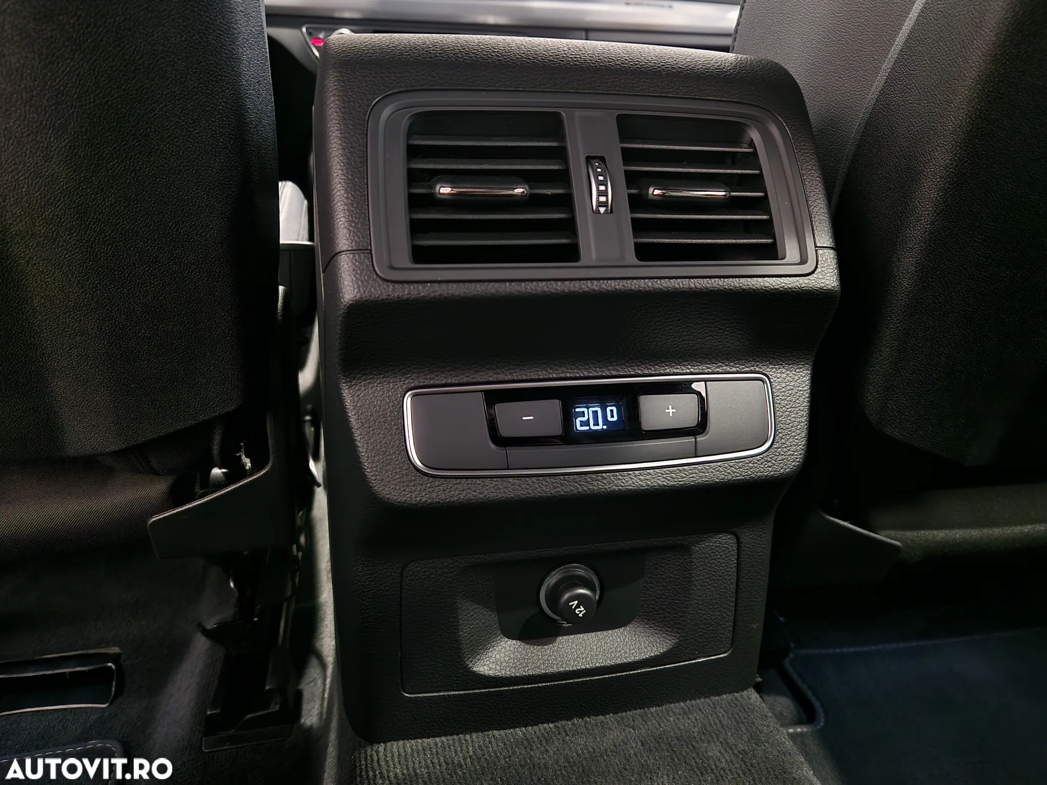 Audi Q5 55 TFSIe quattro S tronic S line - 29