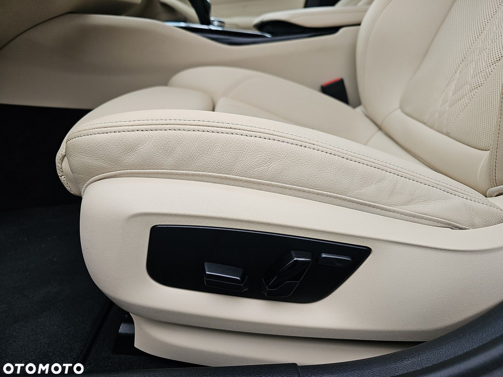 BMW Seria 5 - 24