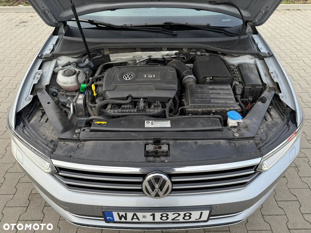 Volkswagen Passat Variant 1.8 TSI BMT Highline DSG - 33