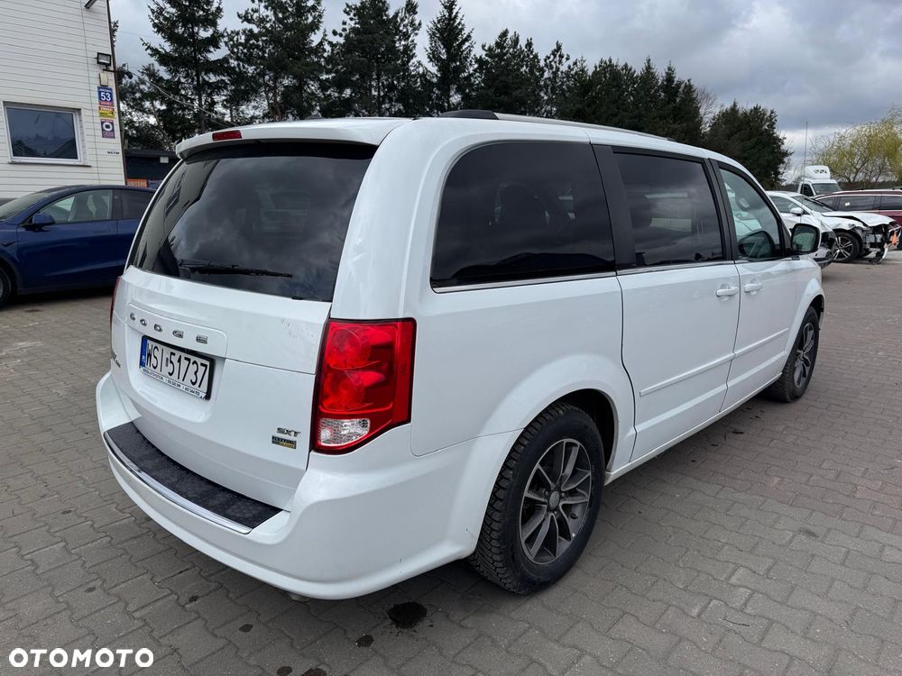 Dodge Grand Caravan 3.6 R/T - 5