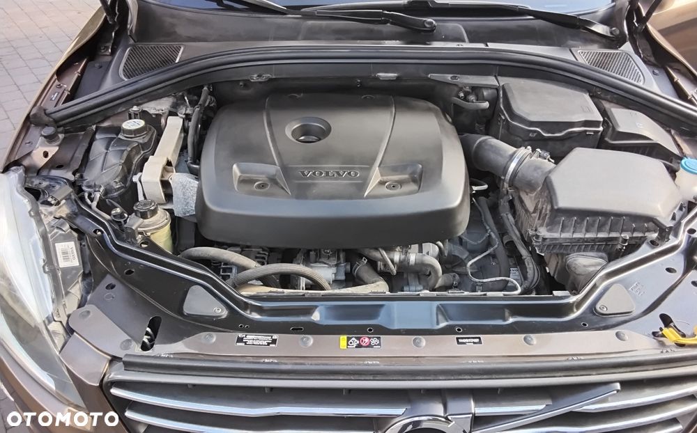 Volvo XC 60 T5 Geartronic Summum - 10