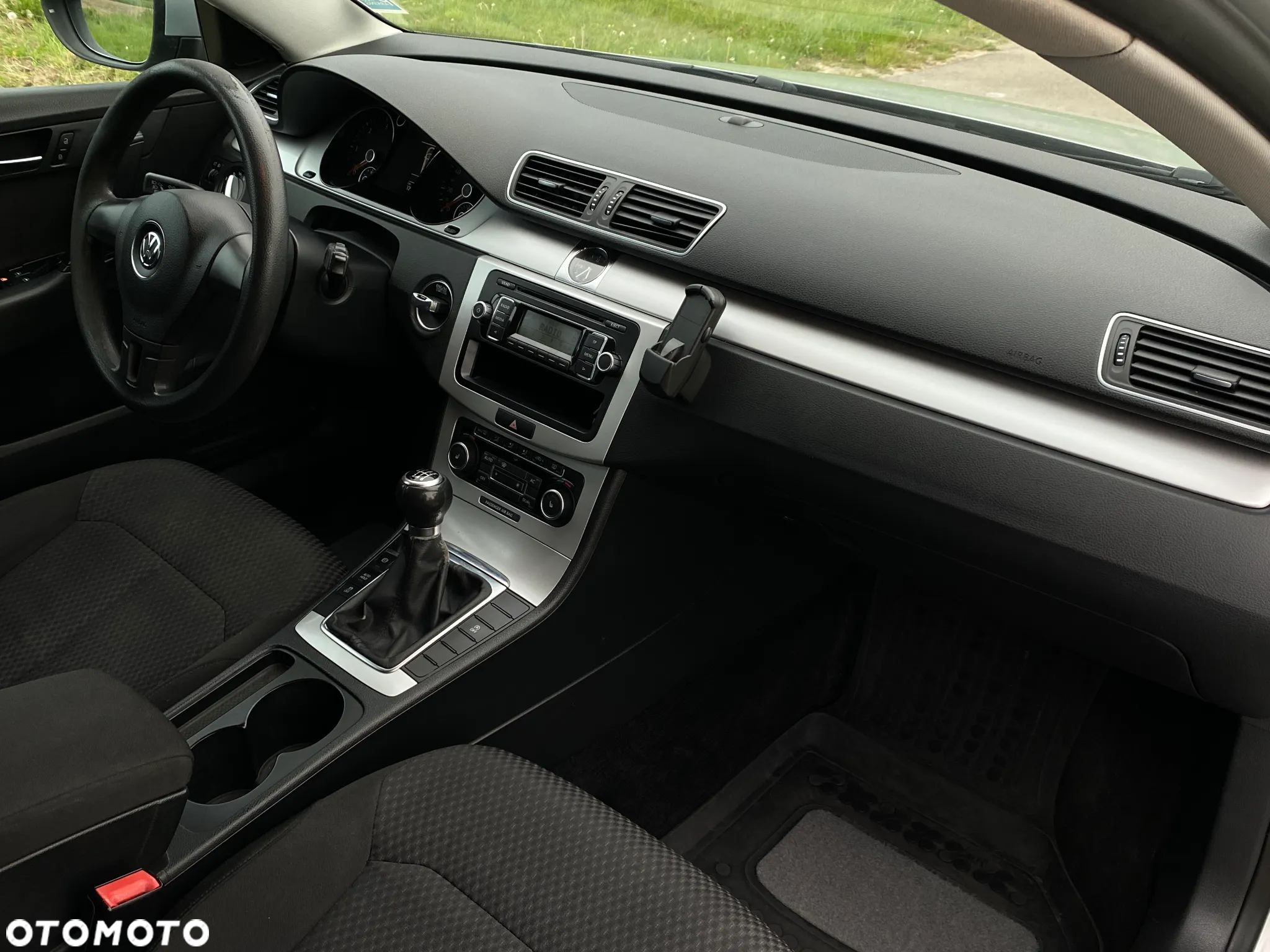 Volkswagen Passat Variant 1.6 TDI DPF BlueMotion - 14