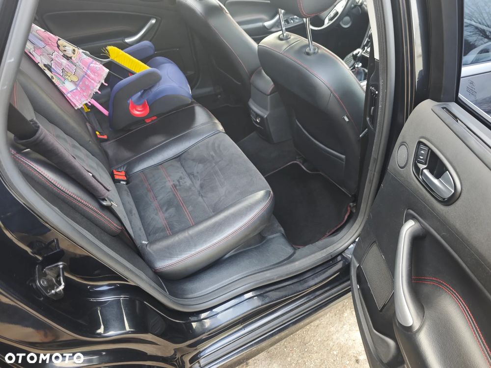 Ford Mondeo 2.2 TDCi Titanium - 11