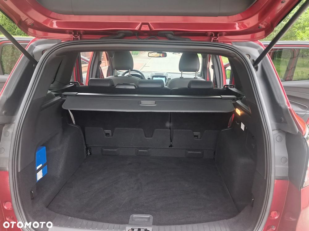 Ford Kuga 1.5 TDCi 2x4 ST-Line - 21