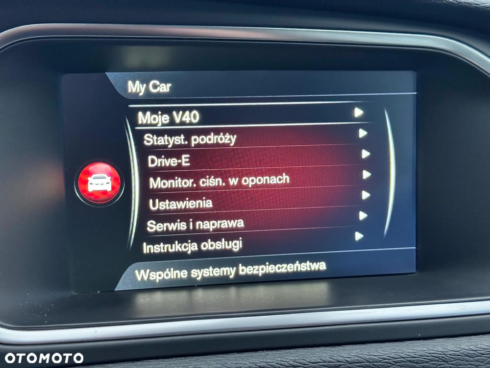 Volvo V40 Cross Country D2 Momentum - 20