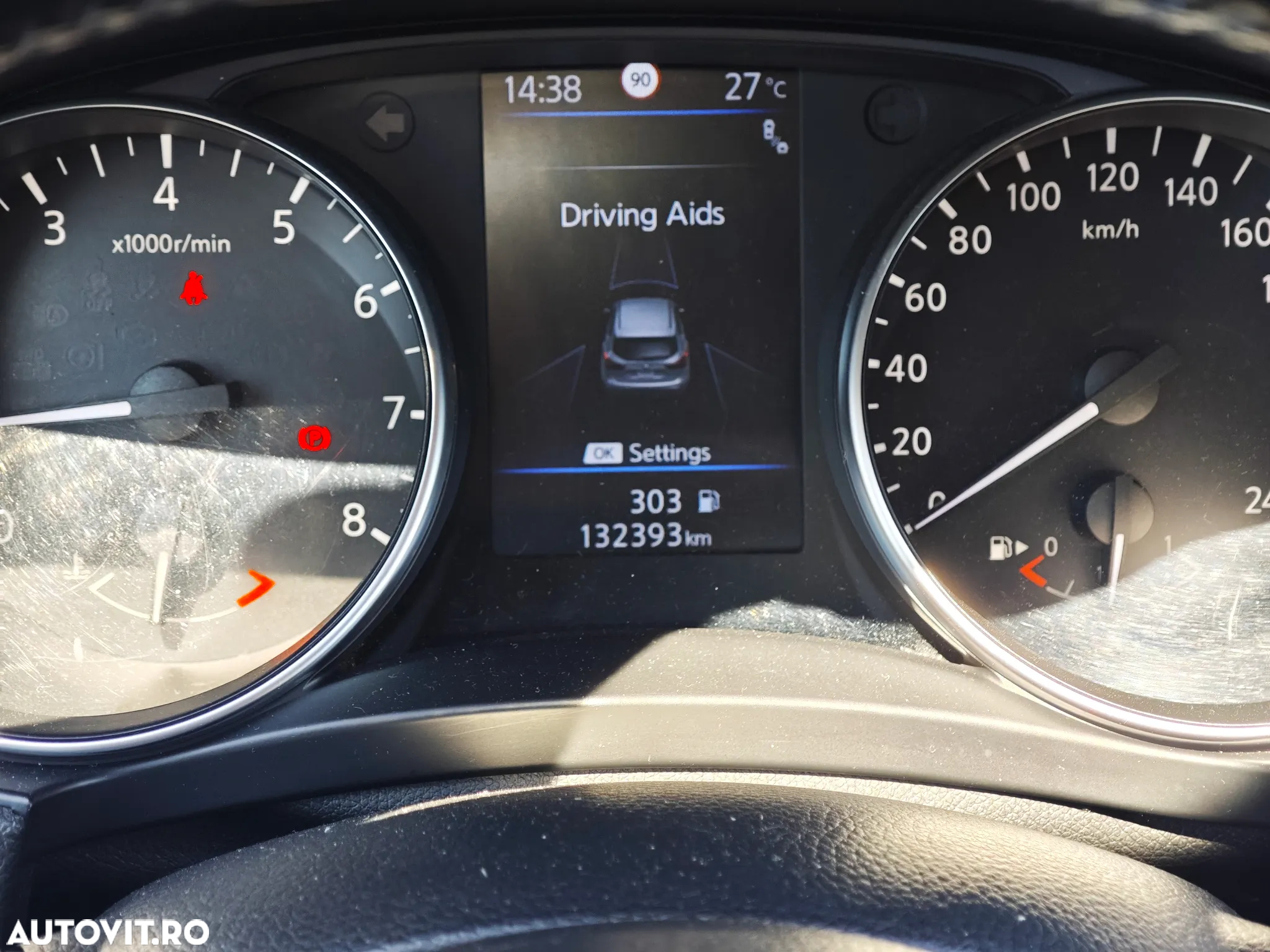 Nissan Qashqai 1.3 DIG-T N-CONNECTA - 8