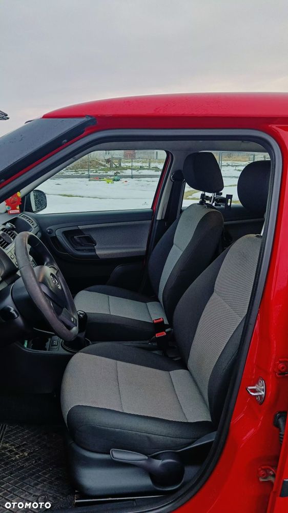 Skoda Fabia - 8