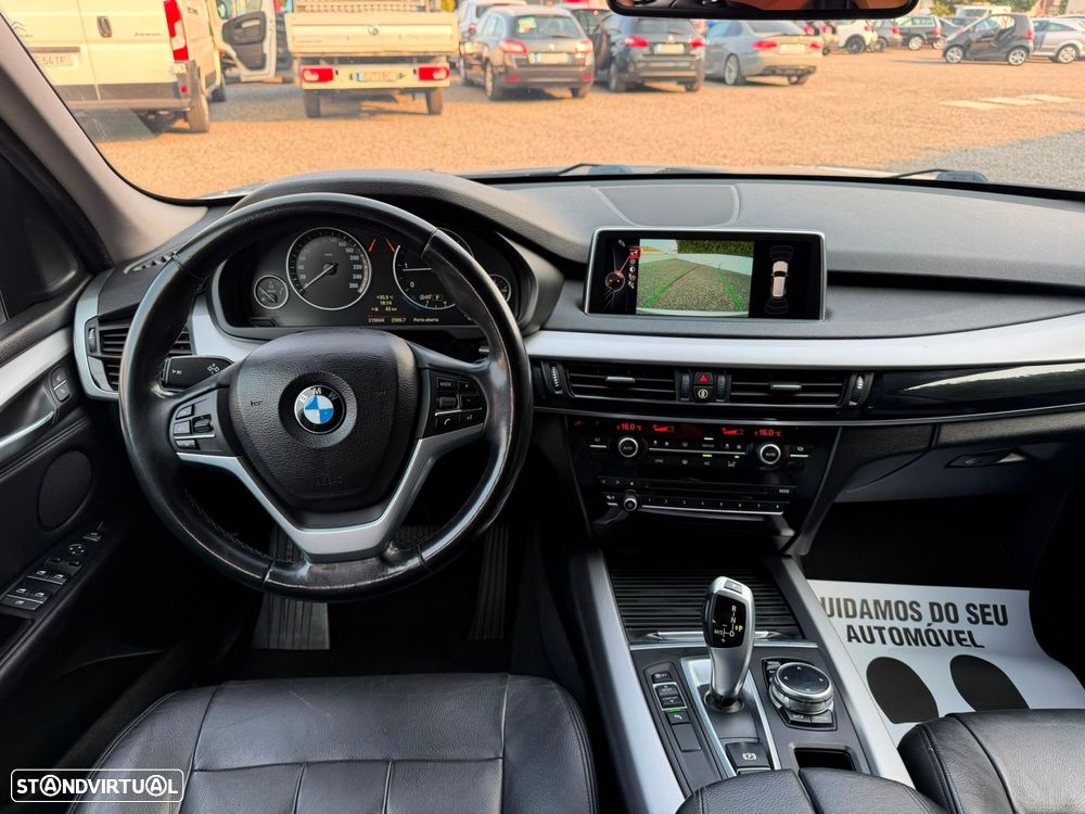 BMW X5 25 d sDrive Comfort 7L - 9