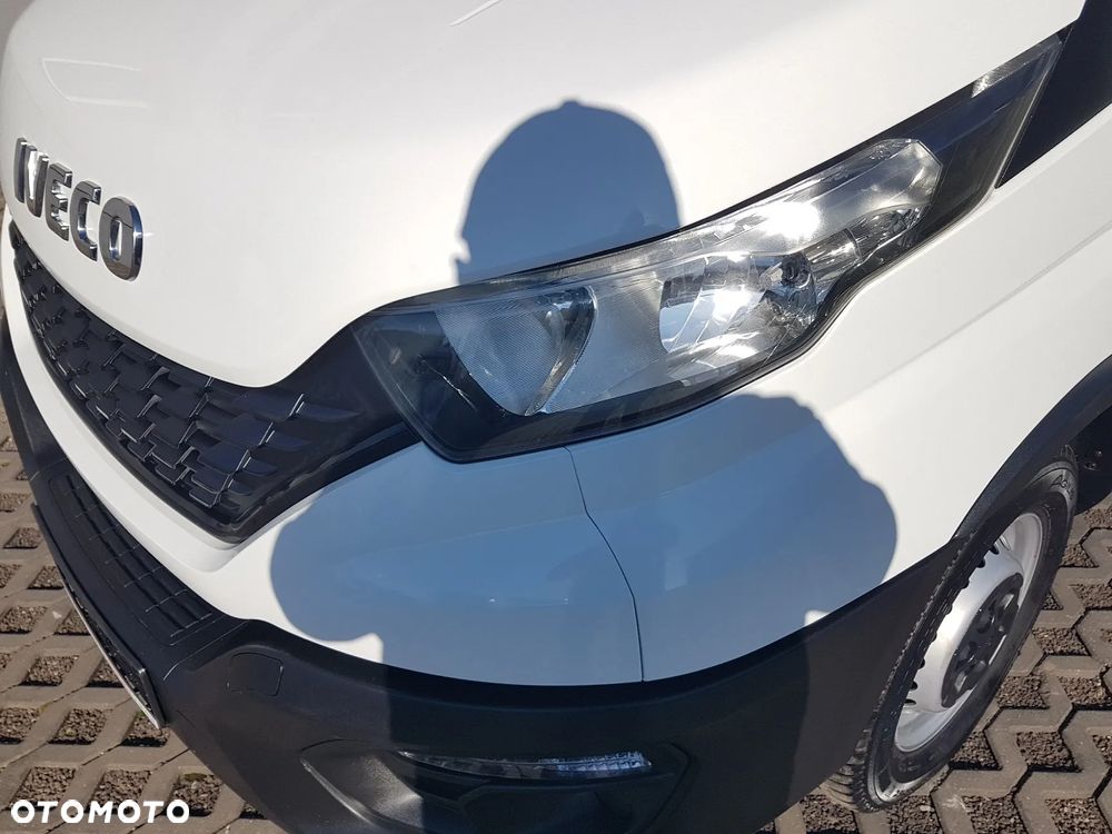 Iveco DAILY KONTENER NISKOPODŁOGOWY 4,43x2,23x2,42 SKLEP FOODTRUCK BAR KLIMA KONIOWÓZ KAMPER - 30