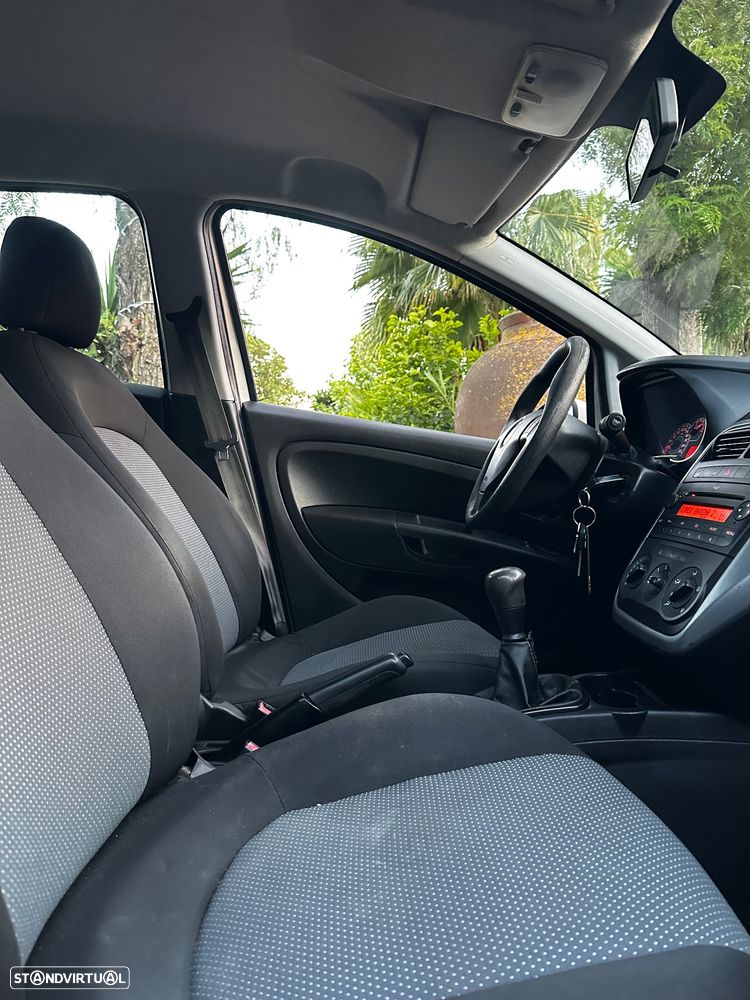 Fiat Punto 1.3 Multijet - 25