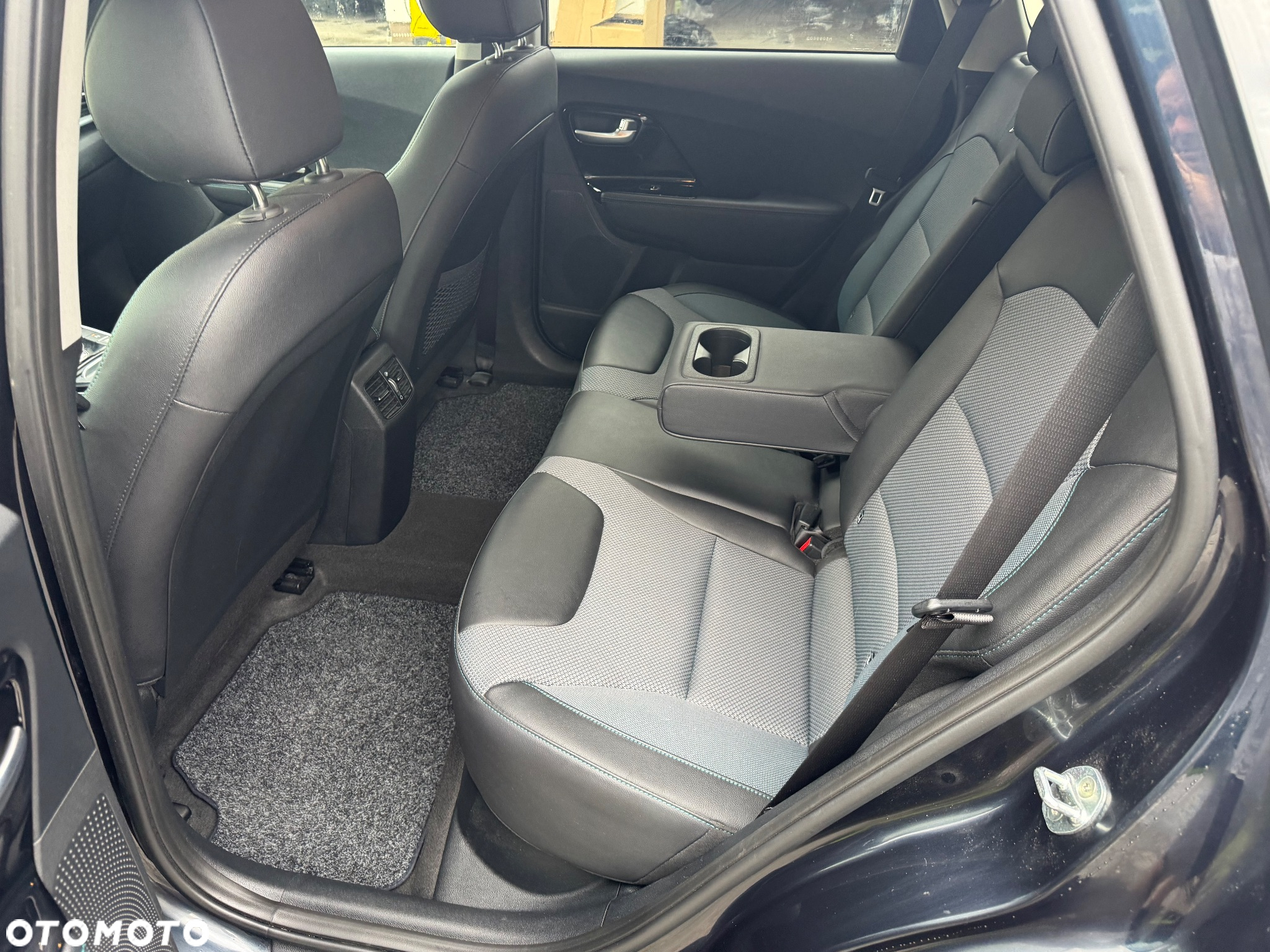 Kia Niro e-Niro 64kWh L - 7