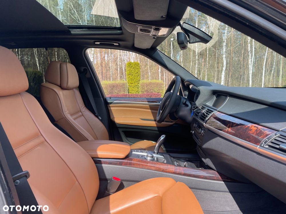 BMW X5 xDrive35d - 28