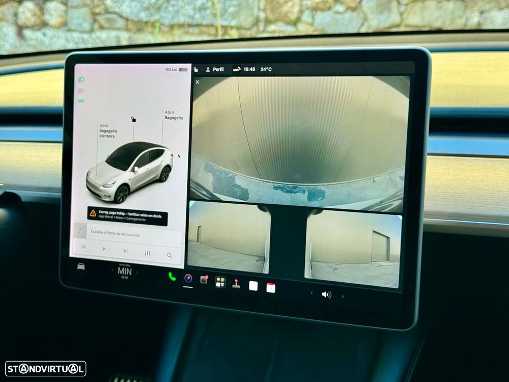 Tesla Model Y Long Range Dual Motor AWD - 36