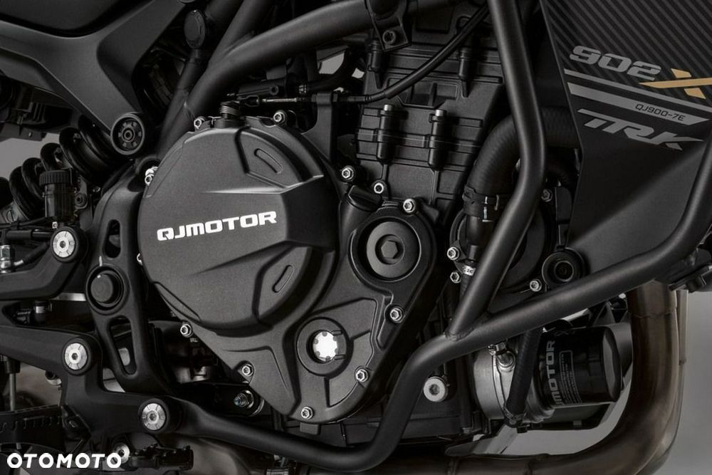 QJMOTOR SRT900SX - 24