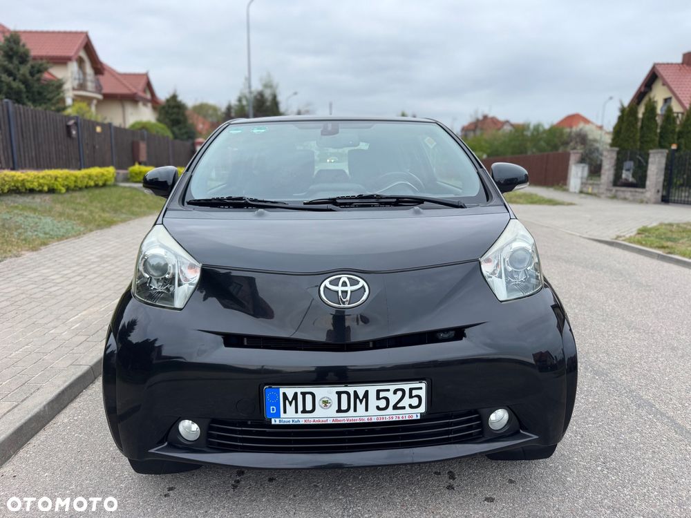 Toyota iQ 1.0 Multidrive + - 9