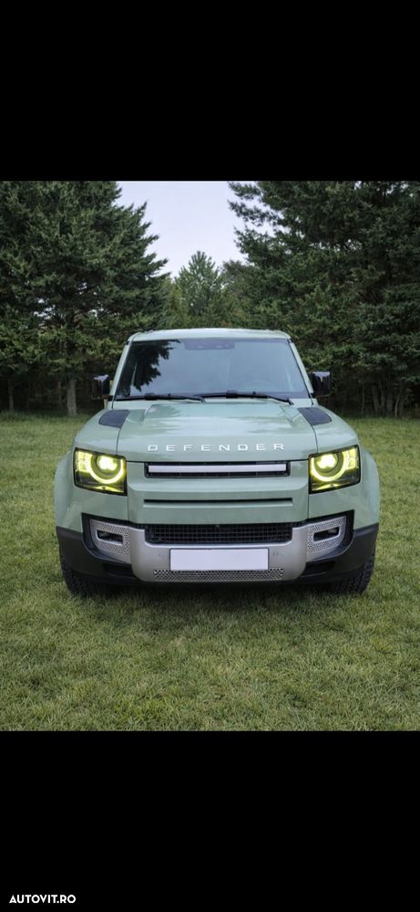 Land Rover Defender - 8