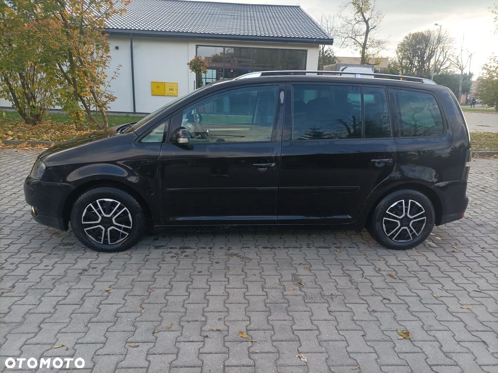Volkswagen Touran 2.0 TDI DPF Goal - 4