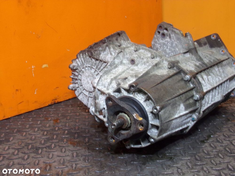 VW TOUAREG 3.2 V6 04r 220KM reduktor 0AD341012N - 3