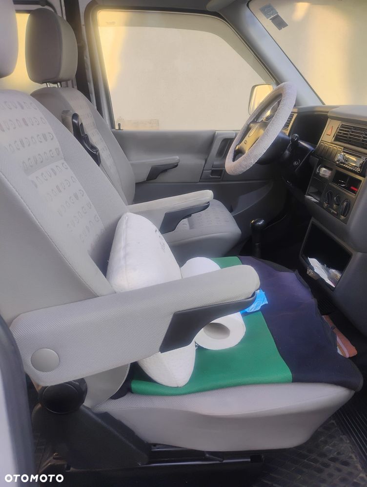 Volkswagen Transporter - 9