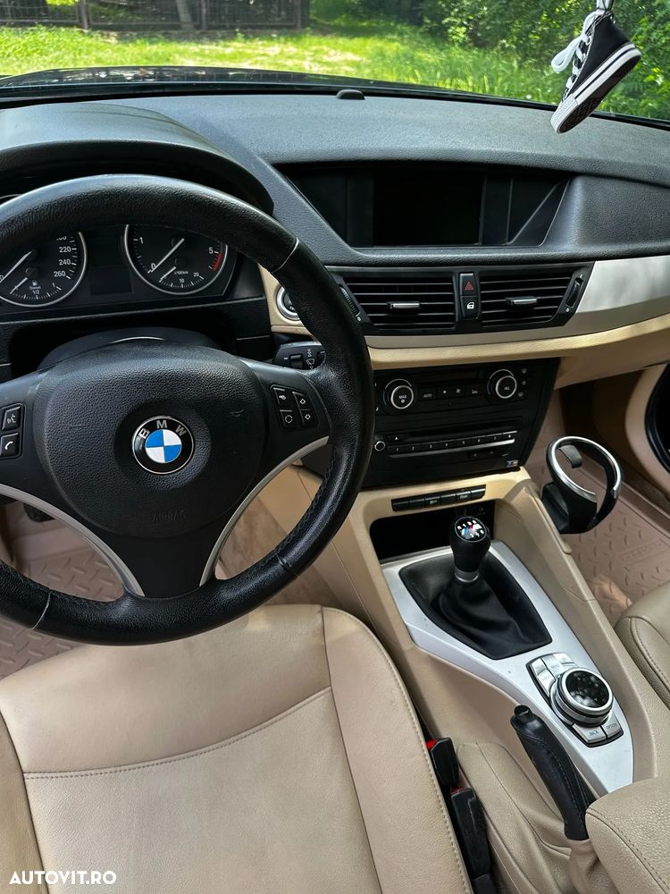 BMW X1 sDrive18d - 22